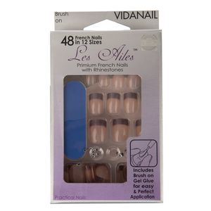 ناخن مصنوعی تریتون سری les ailes مدل nail 1514 cf6