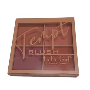 پالت رژ گونه دودوگرل مدل elsav شماره 022