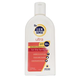 کرم ضد آفتاب سان سنس مدل ultra spf50 plus حجم 125 میلی لیتر