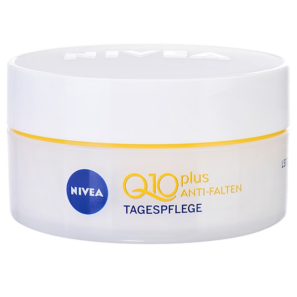 کرم ضد چروک روز نیوآ مدل q10 plus spf15 حجم 50 میلی لیتر