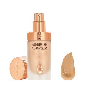 کرم پودر شارلوت تیلبری مدل airbrush flawless شماره 5.5 حجم 30 میلی لیتر